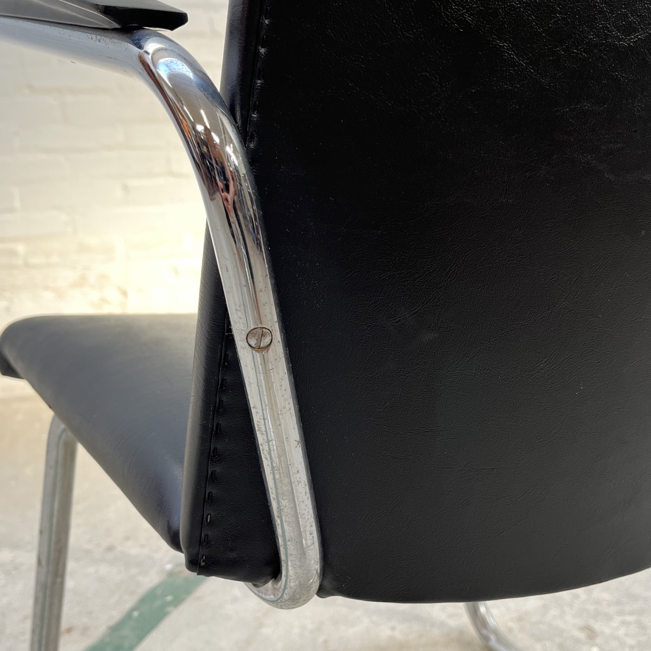 "4014" Arm Chair "4014" Arm Chair