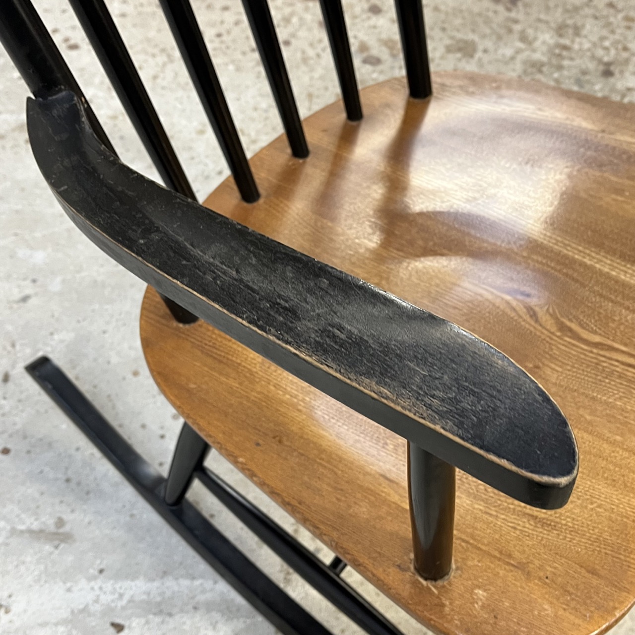 Vintage Rocking Chair Vintage Rocking Chair