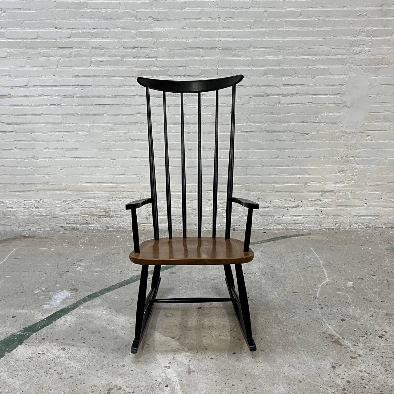 Vintage Rocking Chair Vintage Rocking Chair