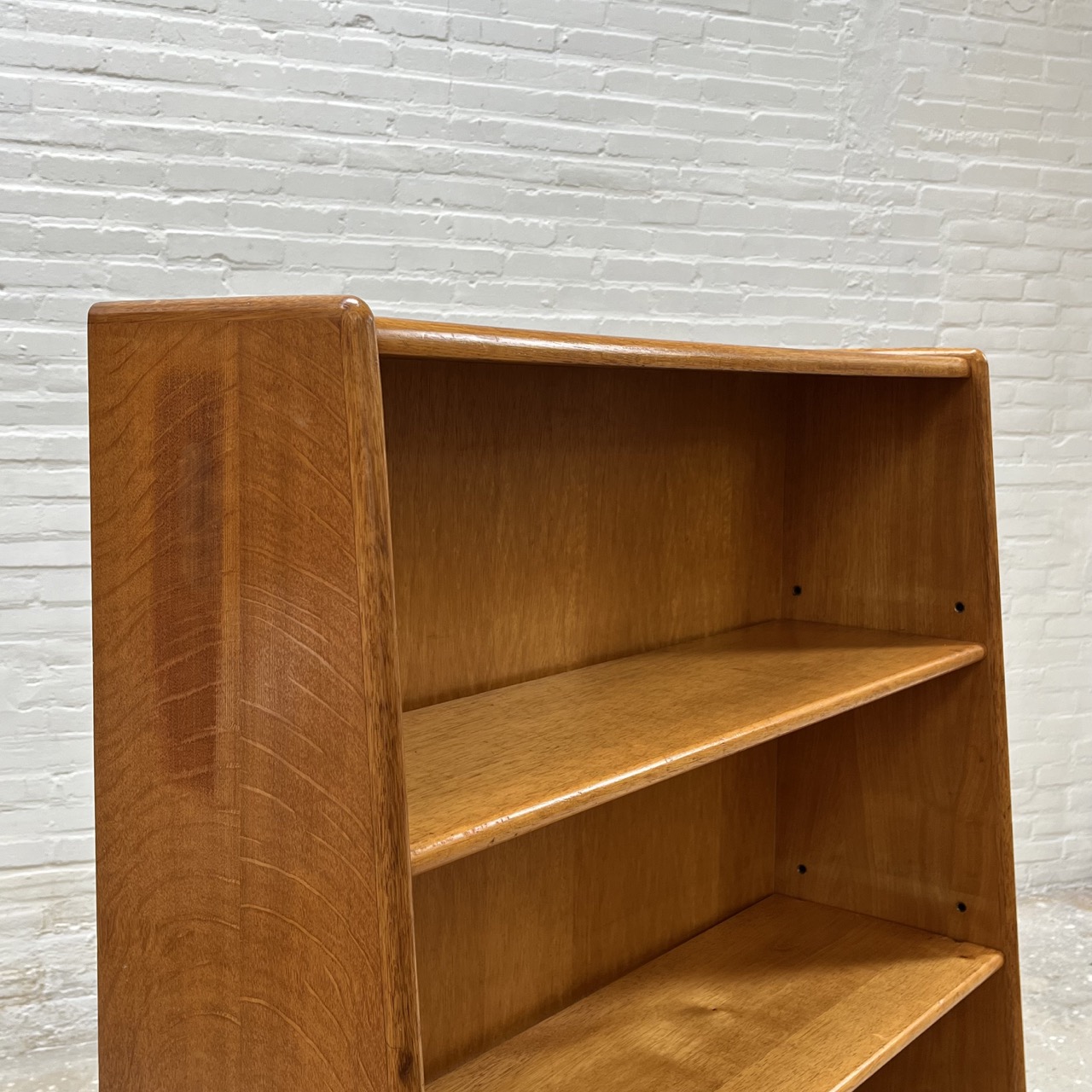 "Model BE02" Bookcase