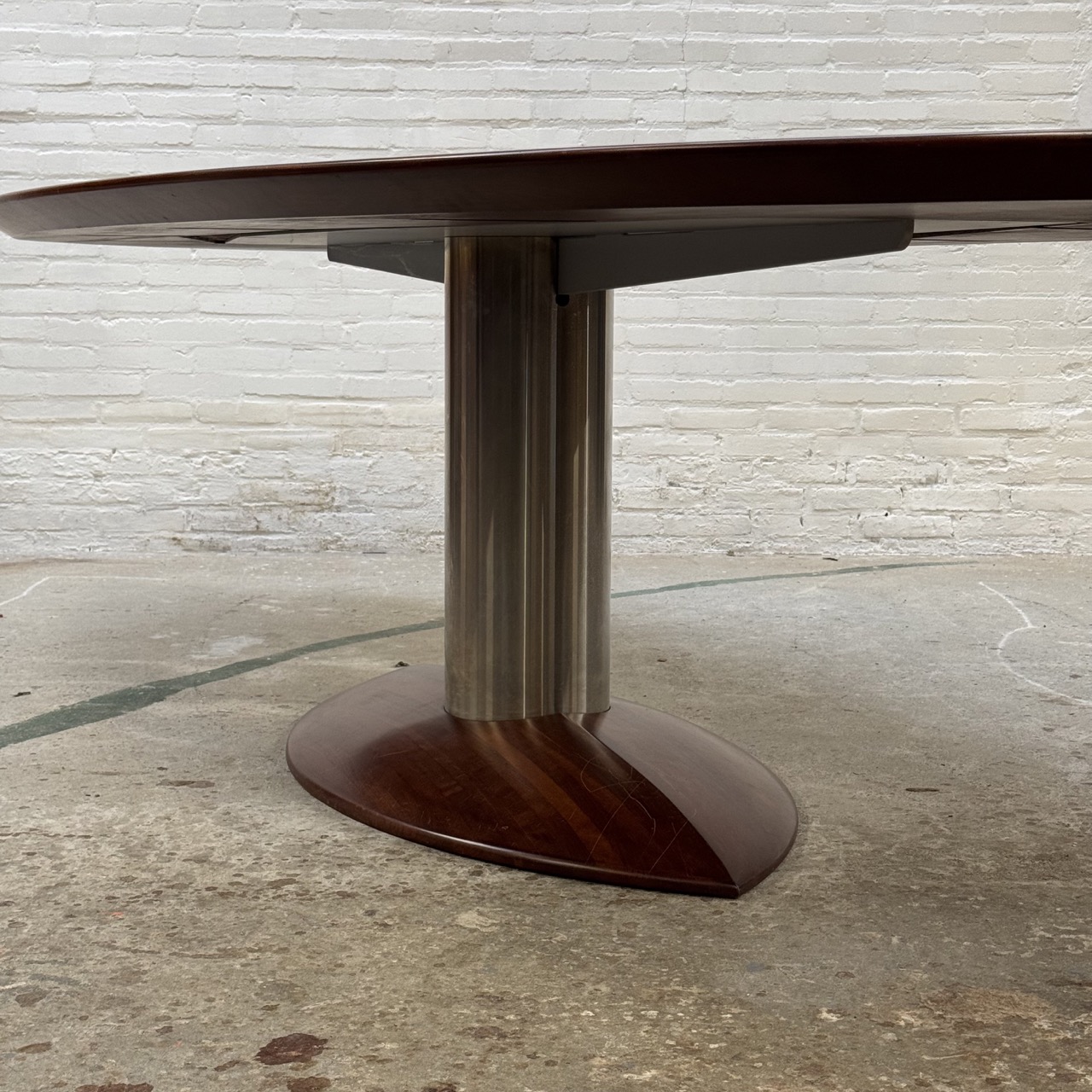 Contemporary Dining Table "Oscar"
