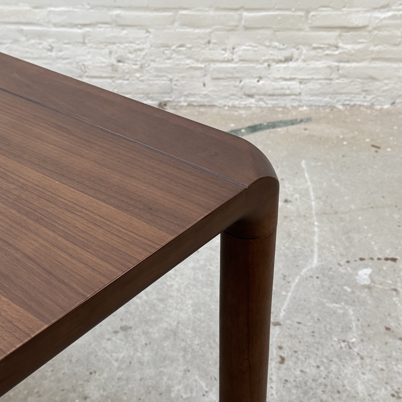 Contemporary Dining Table 'Storm' 