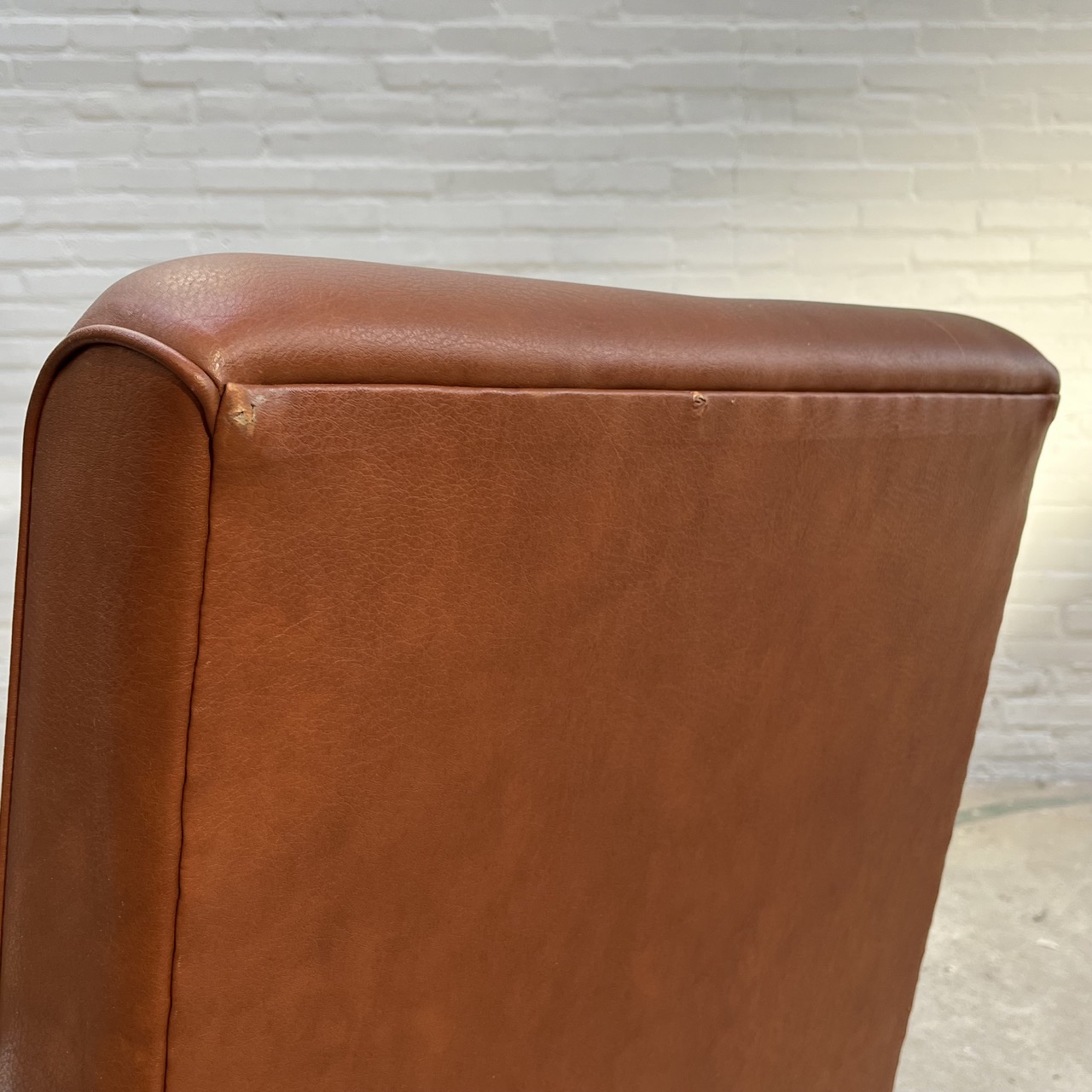 "Vilvoure" Vintage Easy Chair