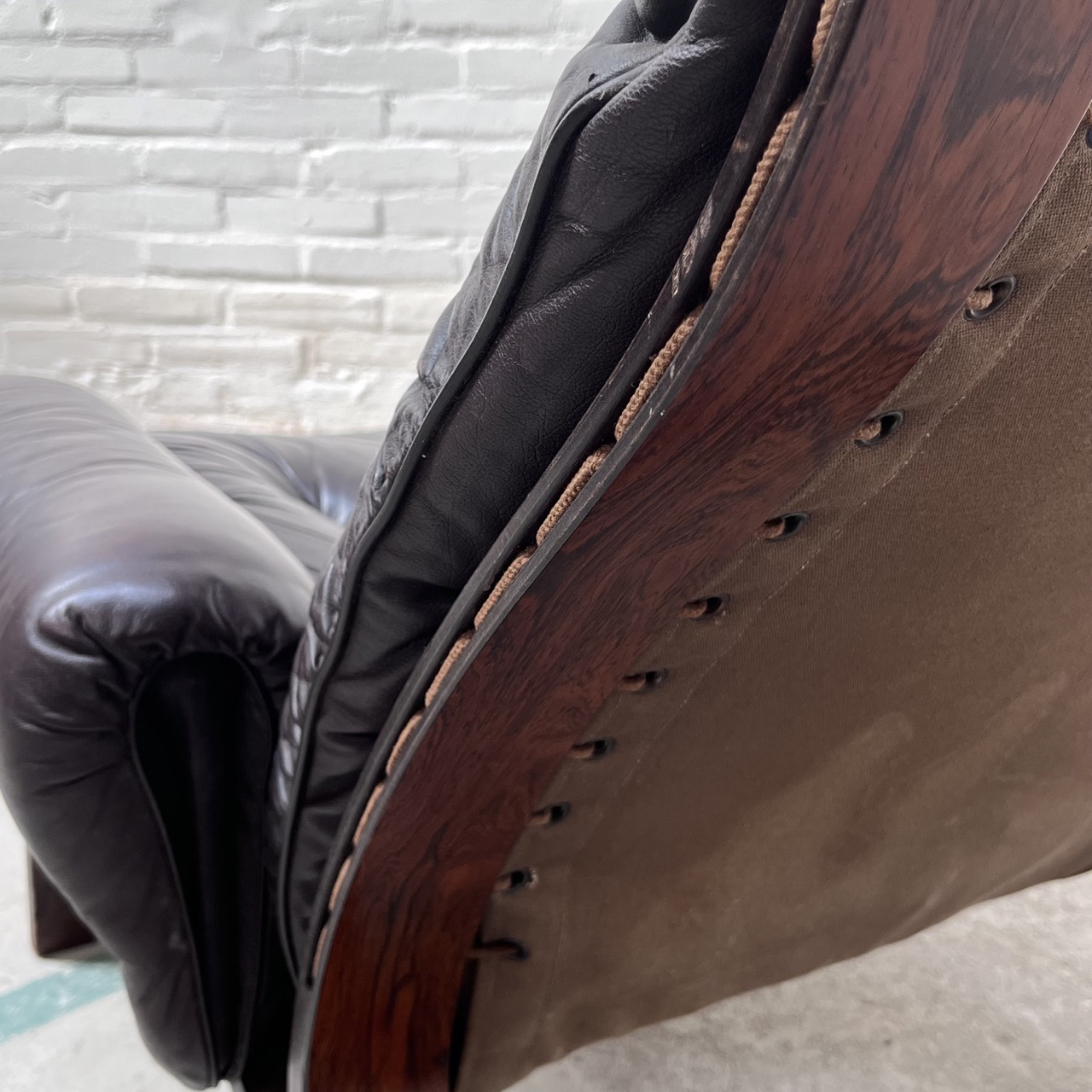 "Ry-Wing" Easy Chair