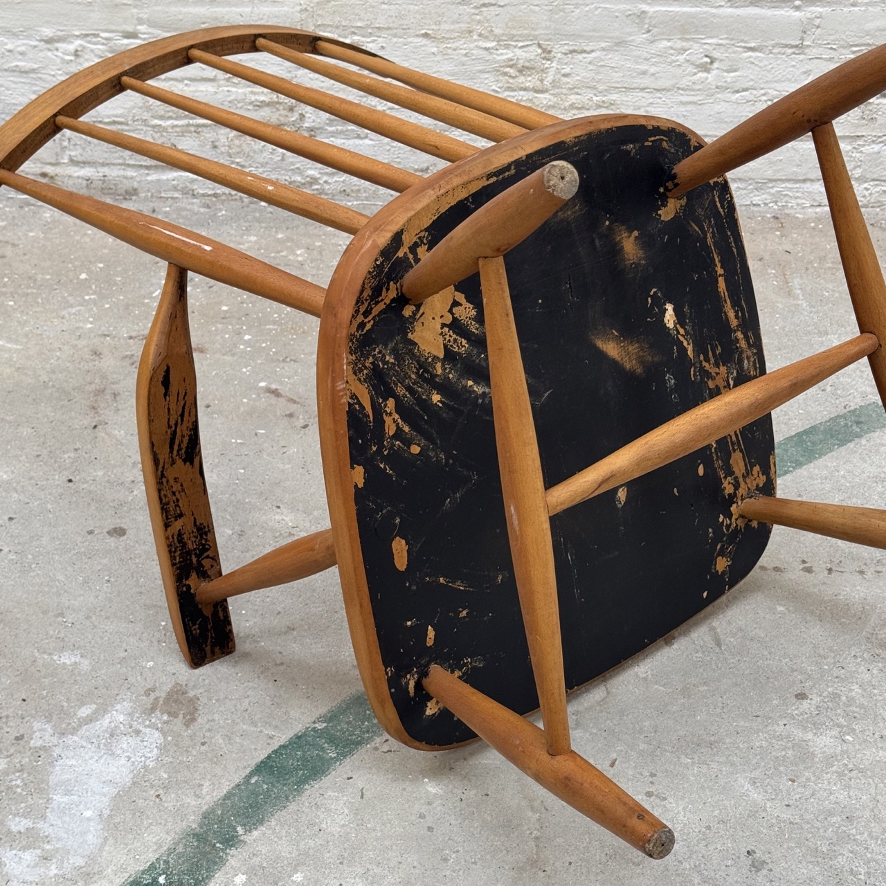Vintage Easy Chair Spindle 