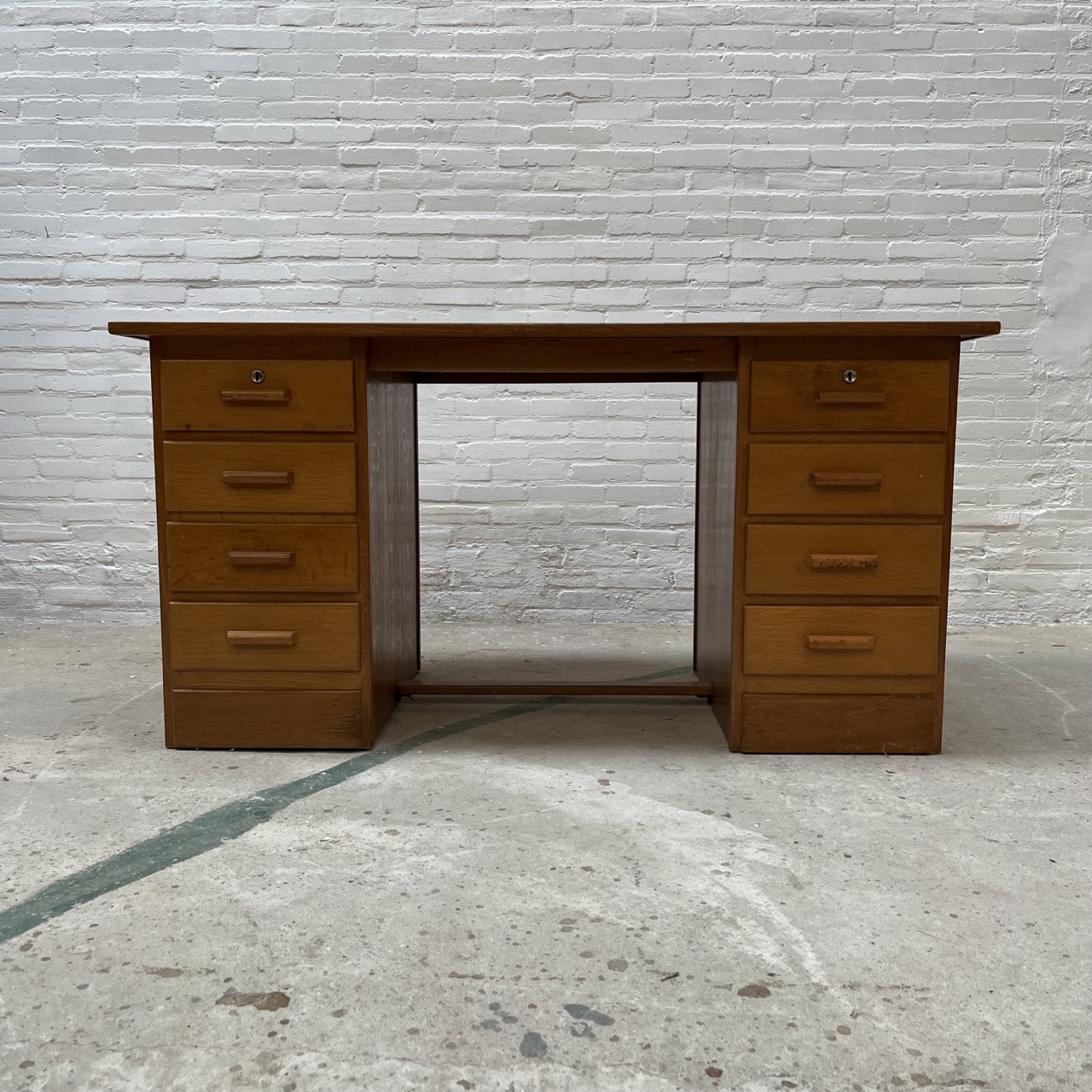 Vintage Desk Vintage Desk