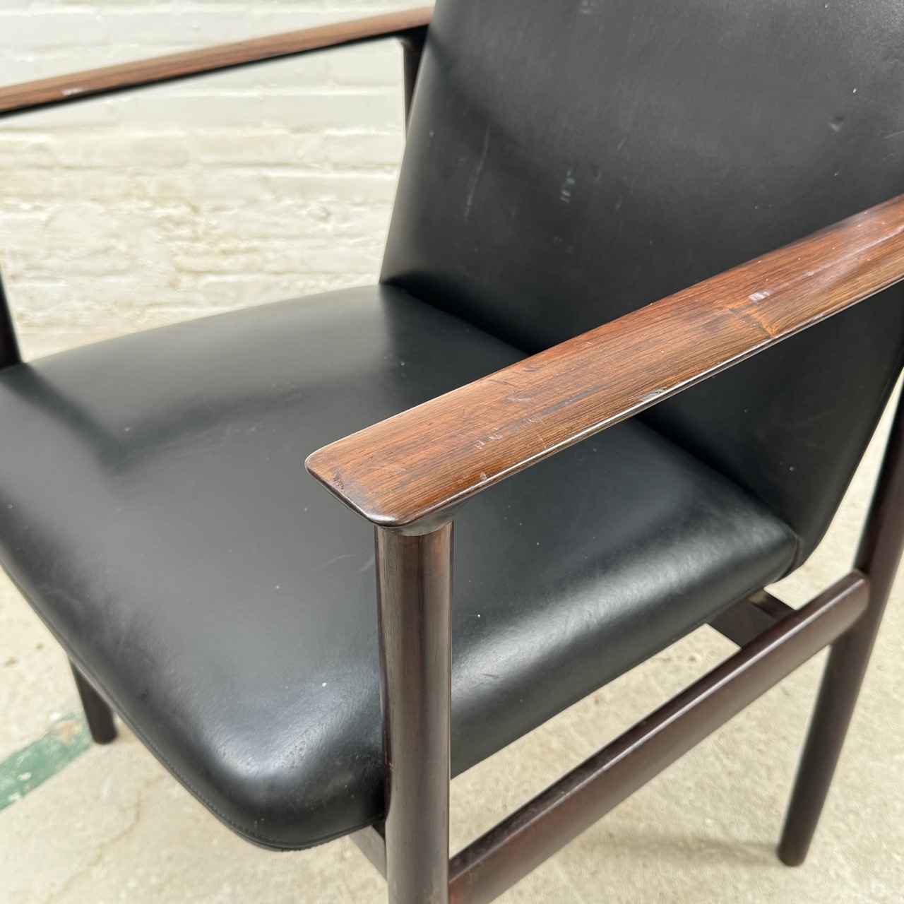 "Impala" Easy Chair