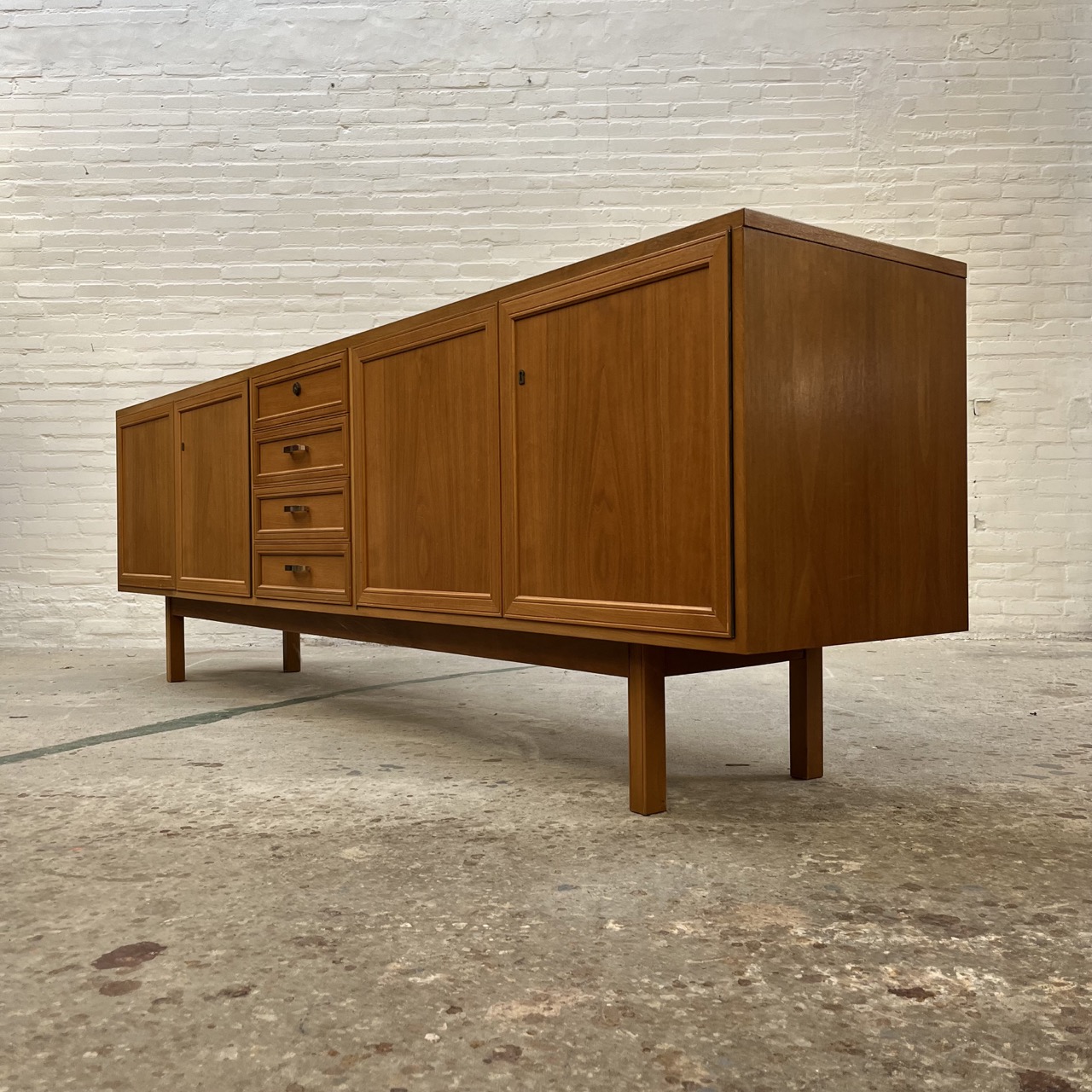 Vintage Sideboard Musterring 