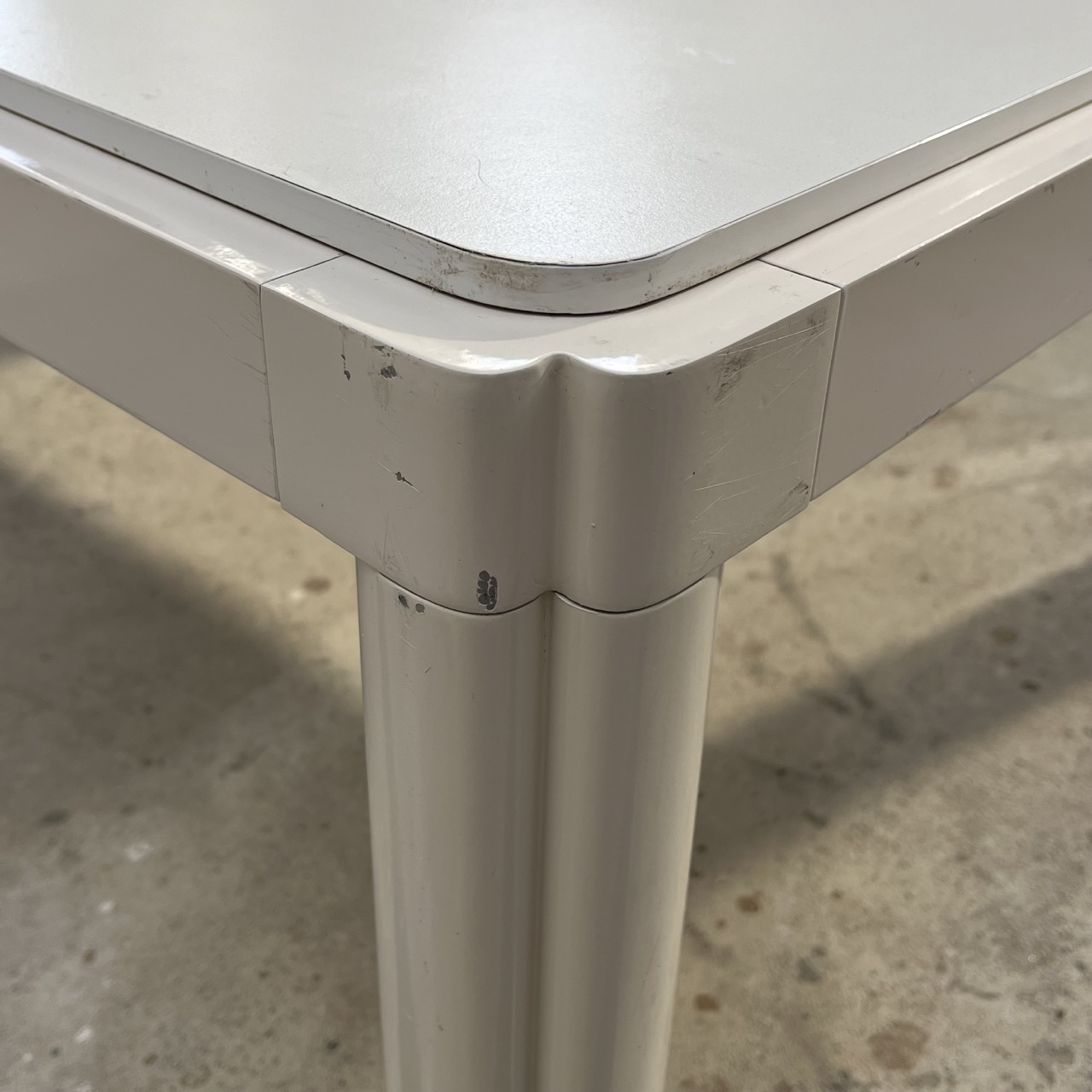 "100" Coffee Table "100" Coffee Table