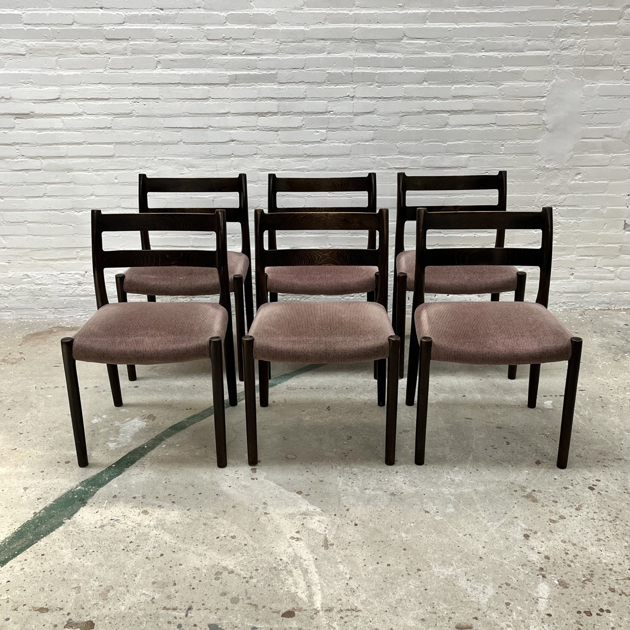 "Nr. 84" Dining Chairs "Nr. 84" Dining Chairs
