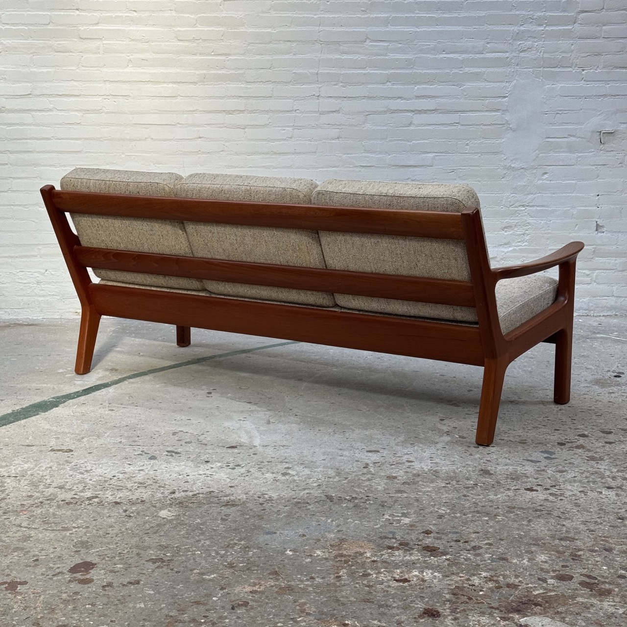 Vintage Sofa 