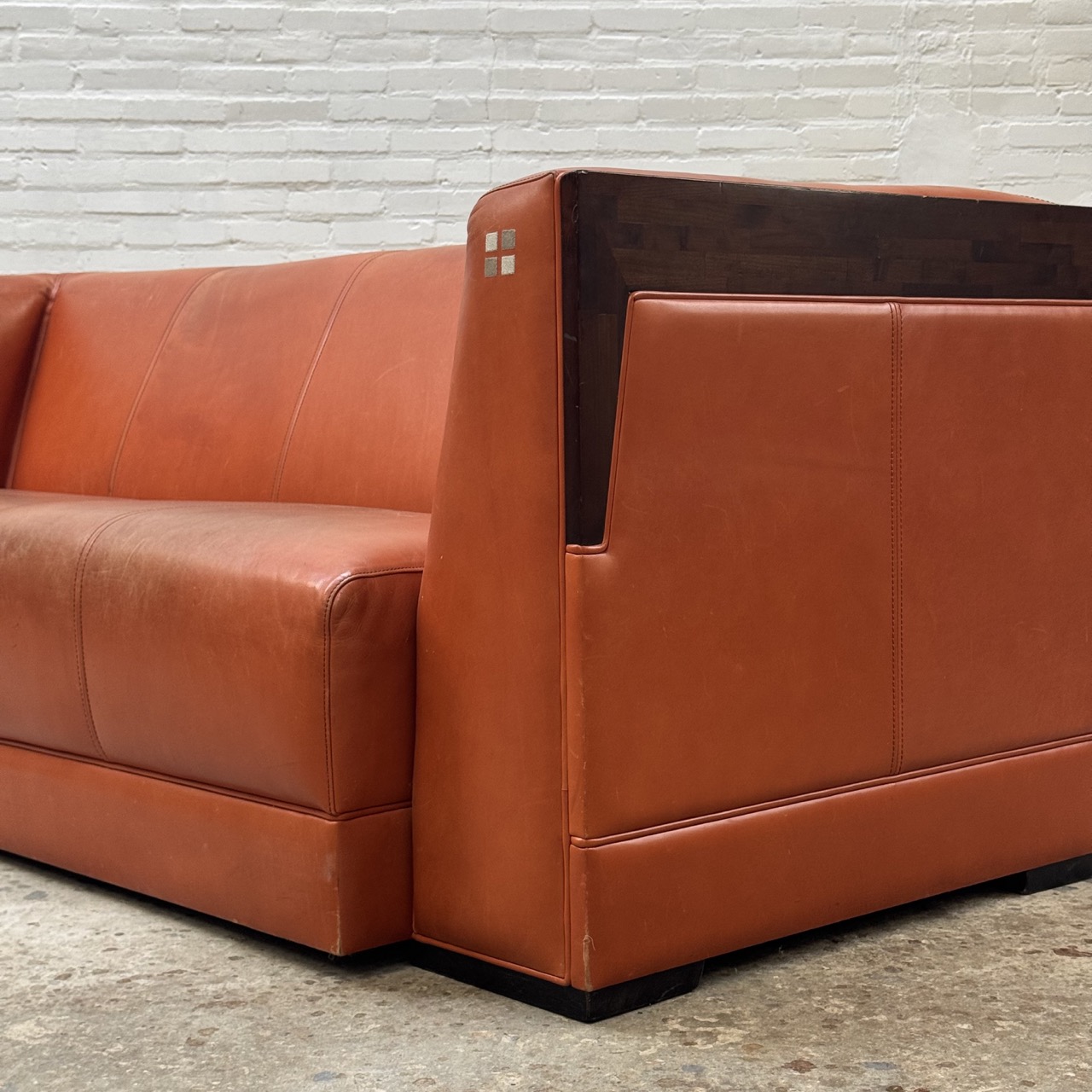'Morris' Vintage Sofa 'Morris' Vintage Sofa