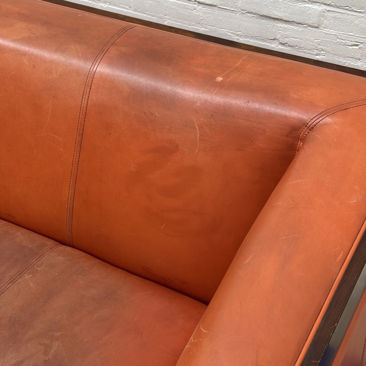 'Morris' Vintage Sofa 'Morris' Vintage Sofa