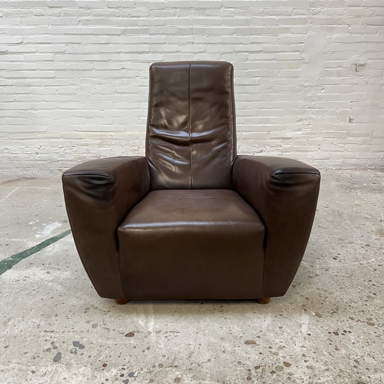 "Longa" Easy Chair