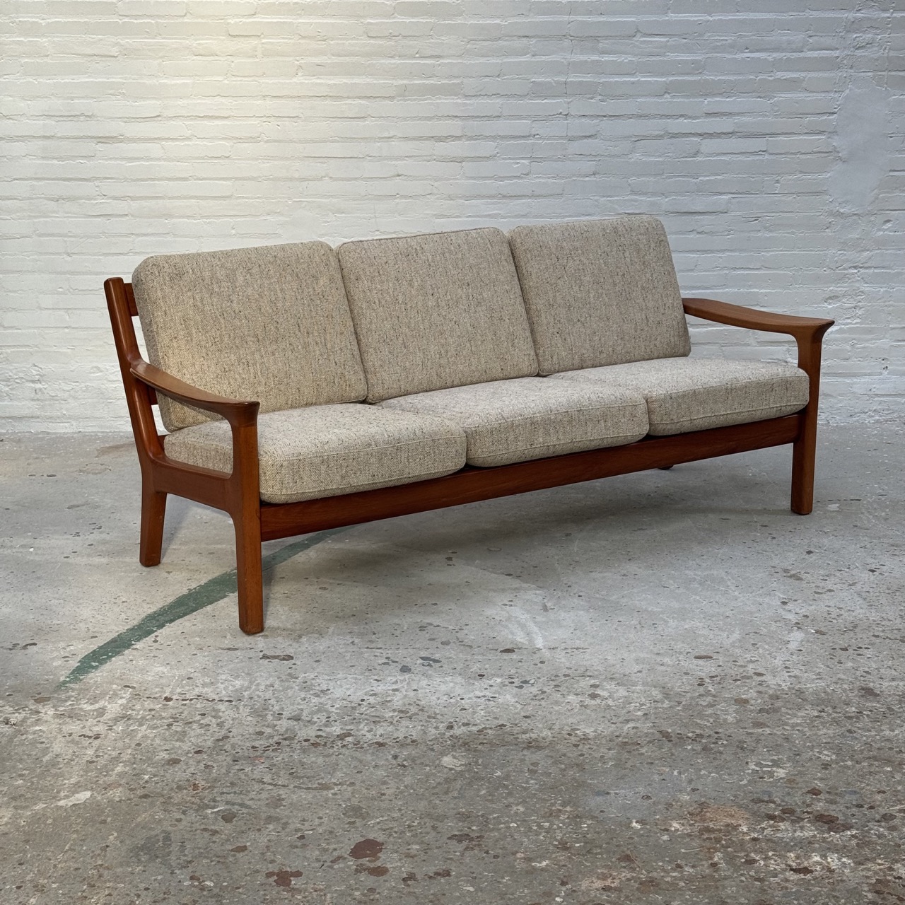 Vintage Sofa 
