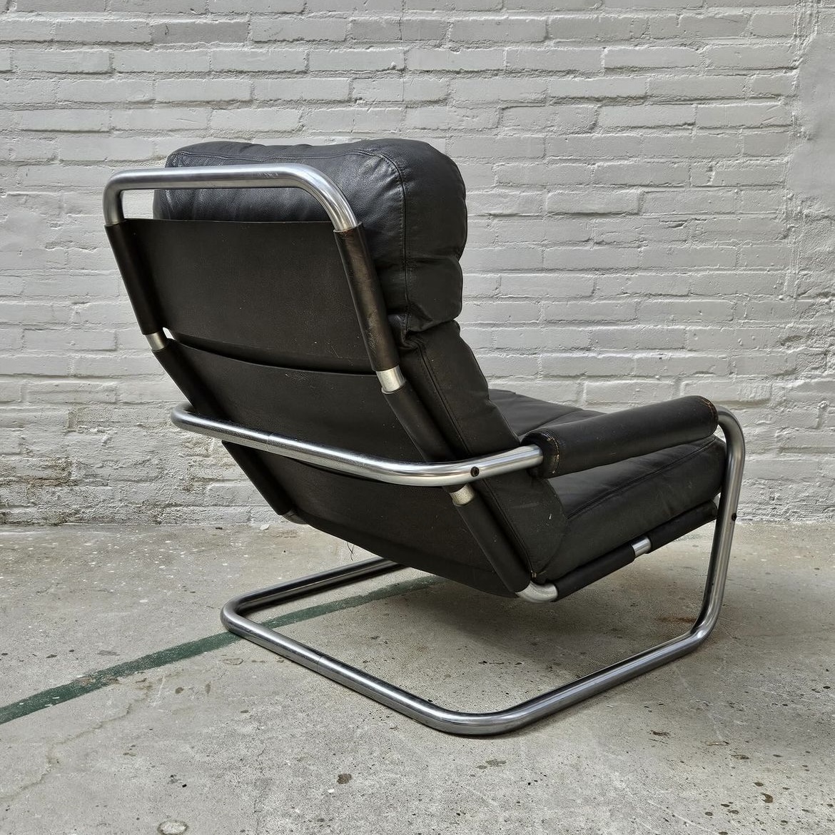 "Mr. Oberman" Easy Chair