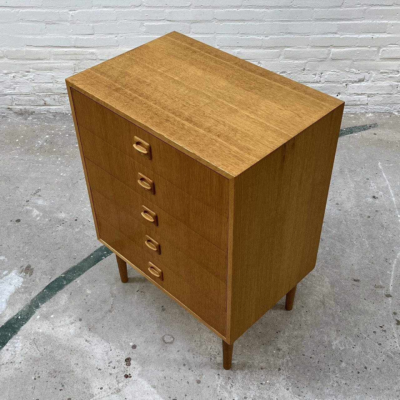 Vintage Chest Of Drawers 