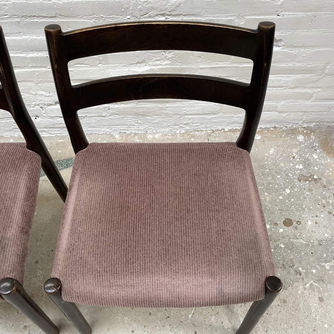 "Nr. 84" Dining Chairs "Nr. 84" Dining Chairs