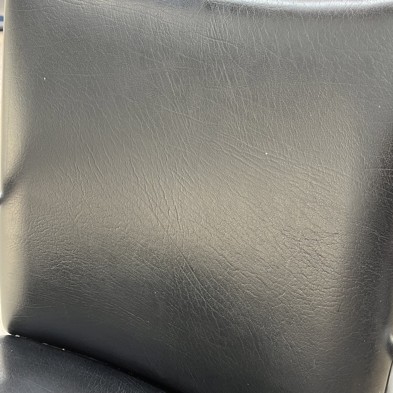 "4014" Arm Chair "4014" Arm Chair