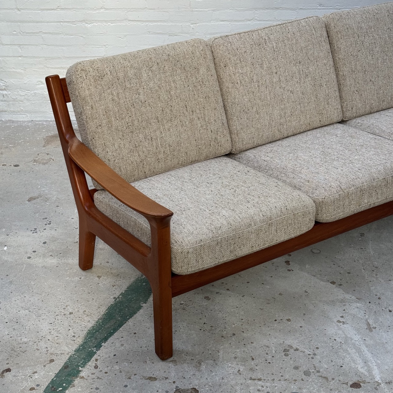 Vintage Sofa 