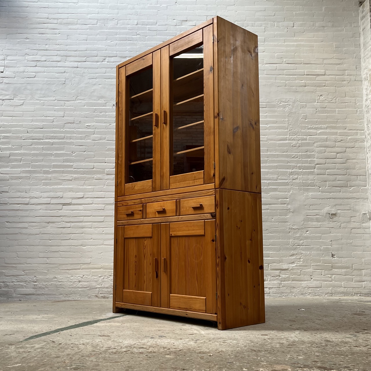Vintage Cabinet 