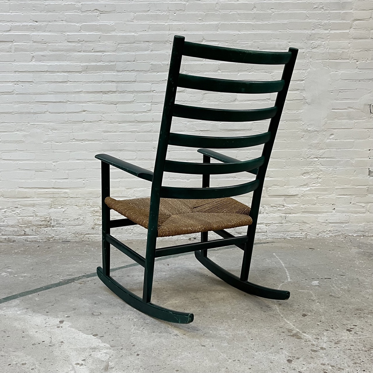 "358" Vintage Rocking Chair "358" Vintage Rocking Chair