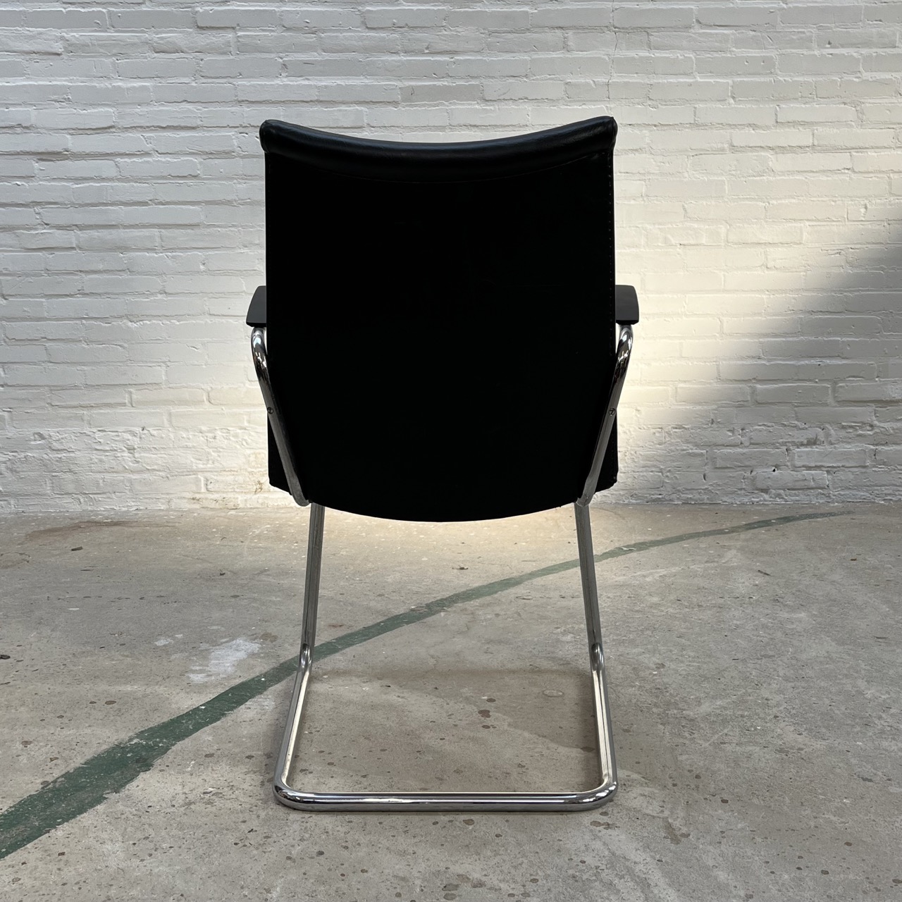 "4014" Arm Chair "4014" Arm Chair