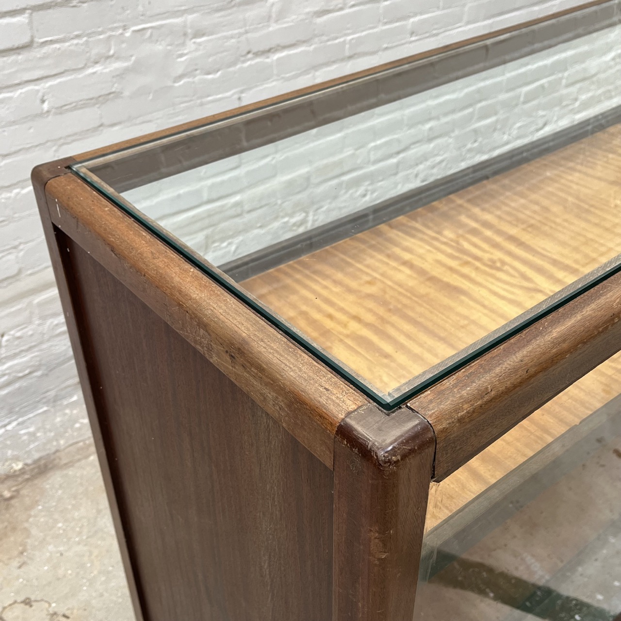 Vintage Counter 