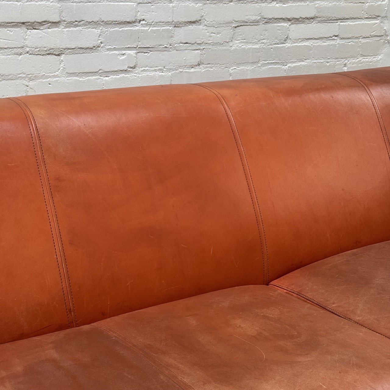'Morris' Vintage Sofa 'Morris' Vintage Sofa