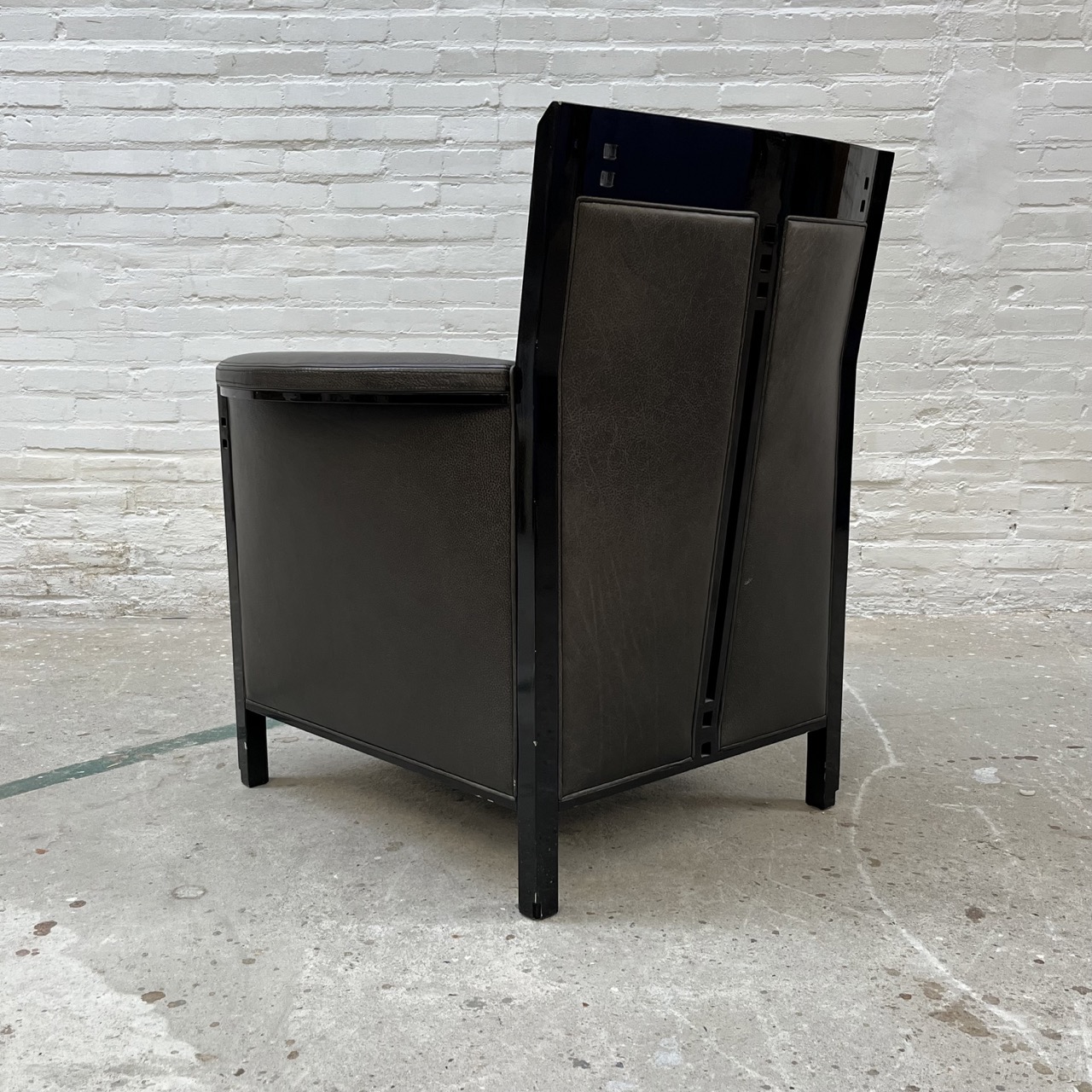 "Peggy" Easy Chair "Peggy" Easy Chair