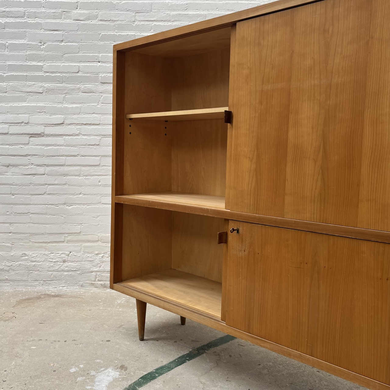 "WK263" highboard "WK263" highboard