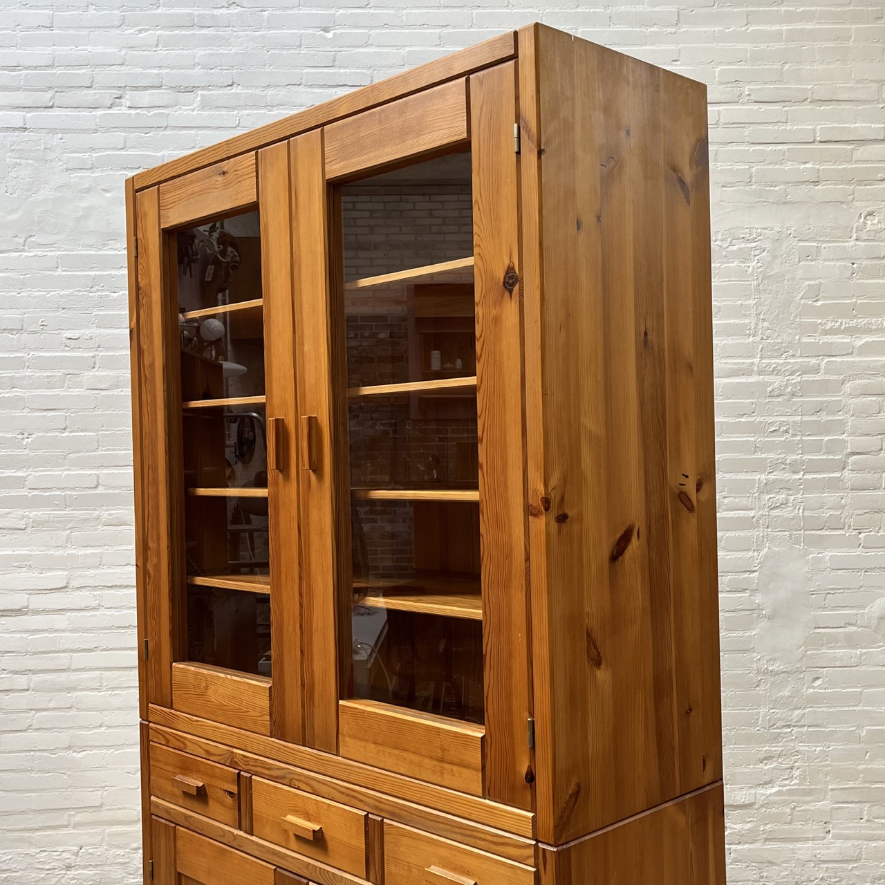 Vintage Cabinet 
