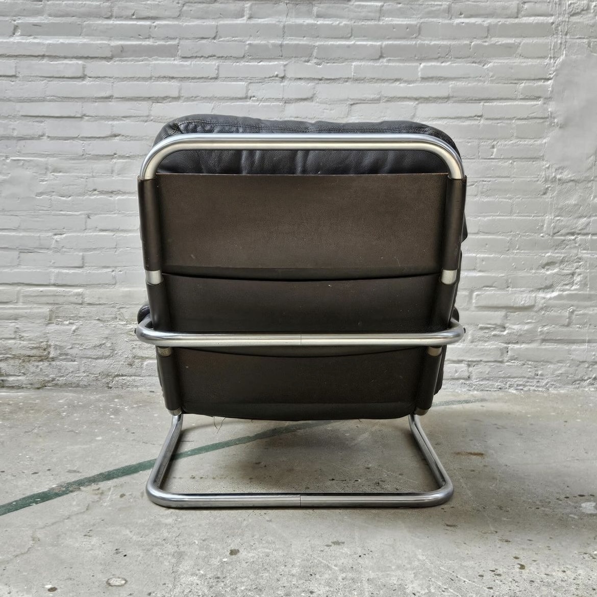 "Mr. Oberman" Easy Chair