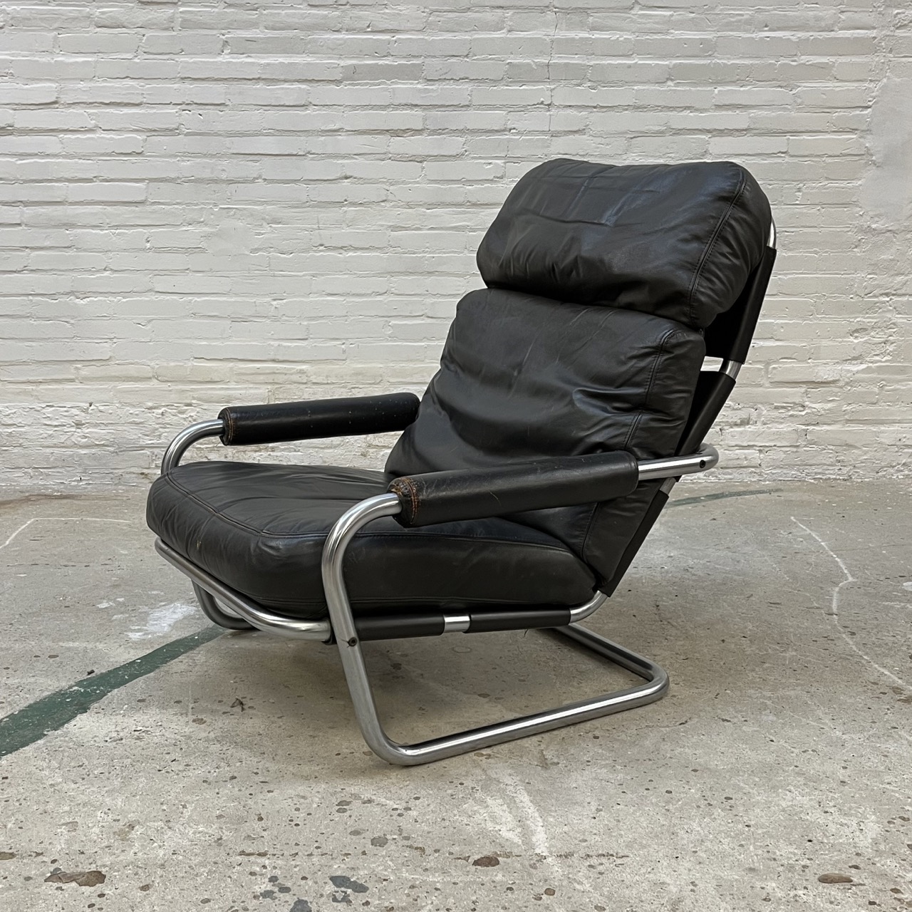 "Mr. Oberman" Easy Chair