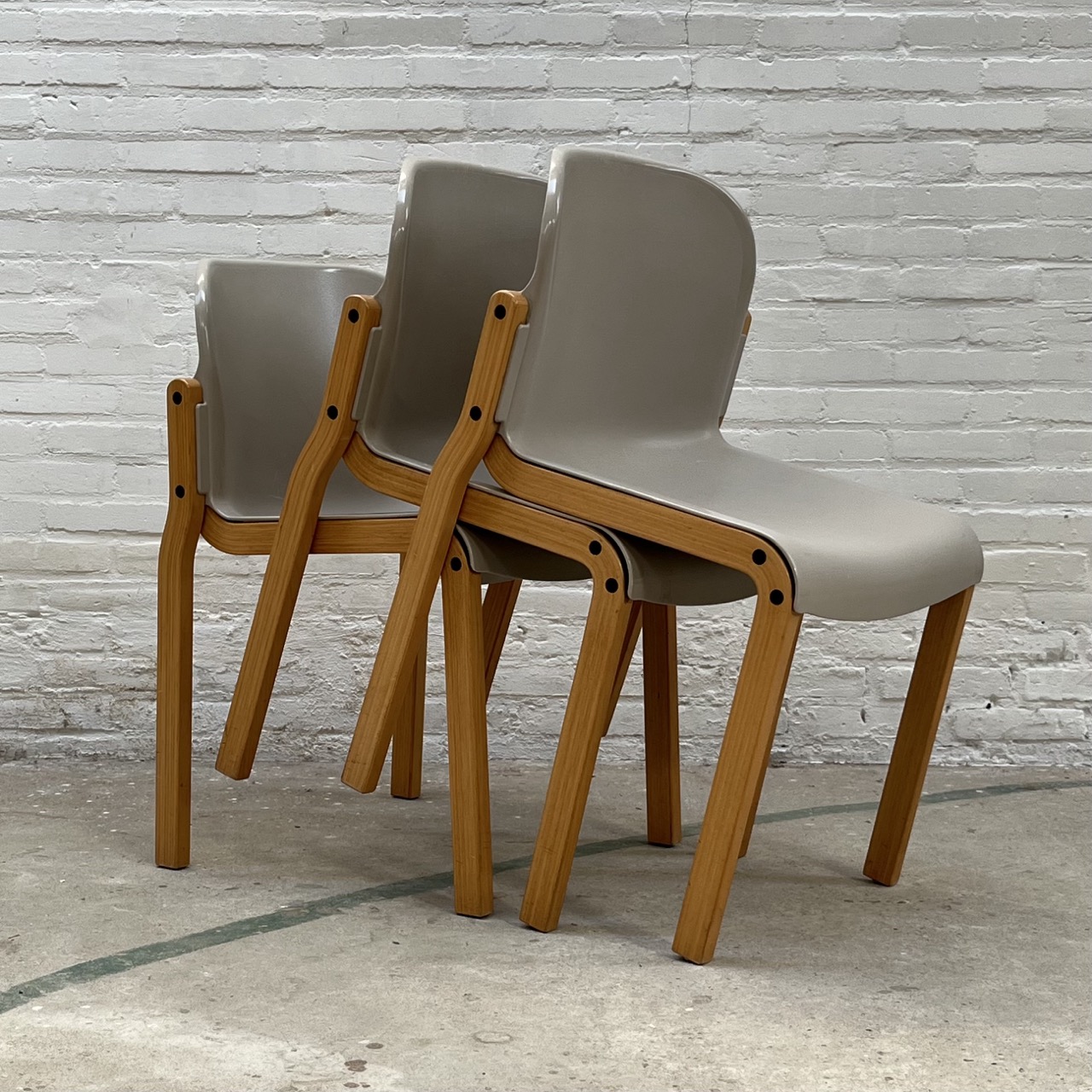 Vintage Chairs "Dolmas"