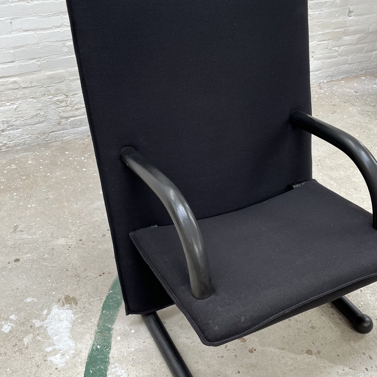 "T-Line" Easy Chair
