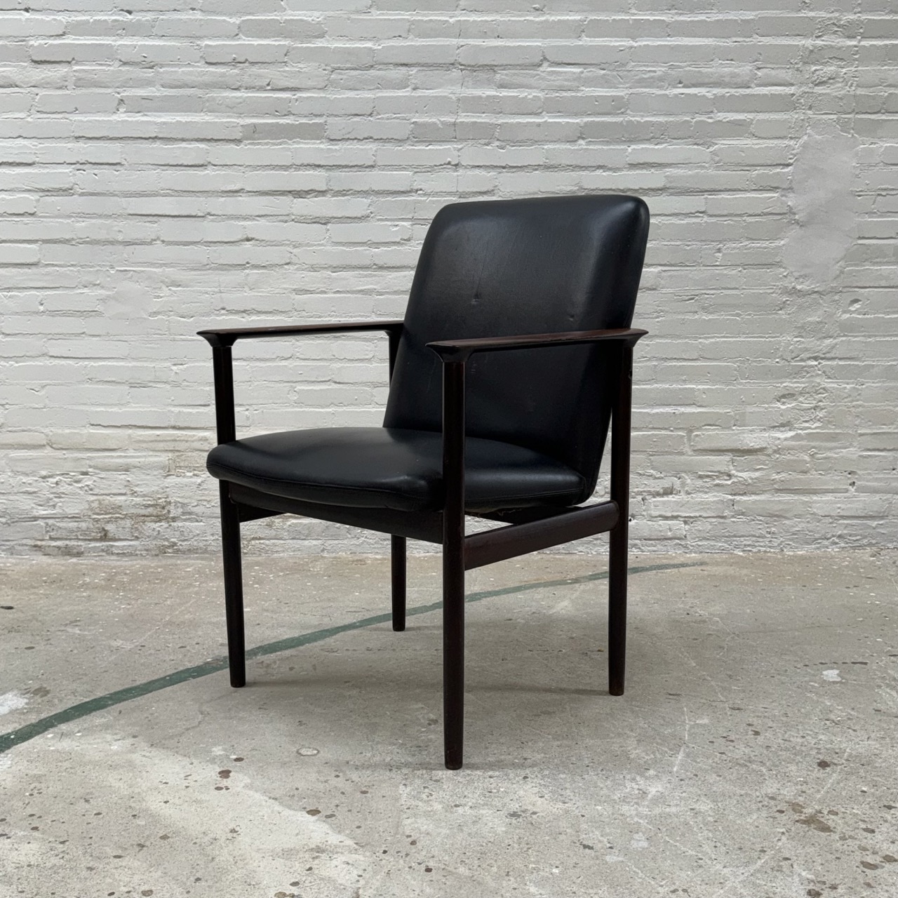 "Impala" Easy Chair