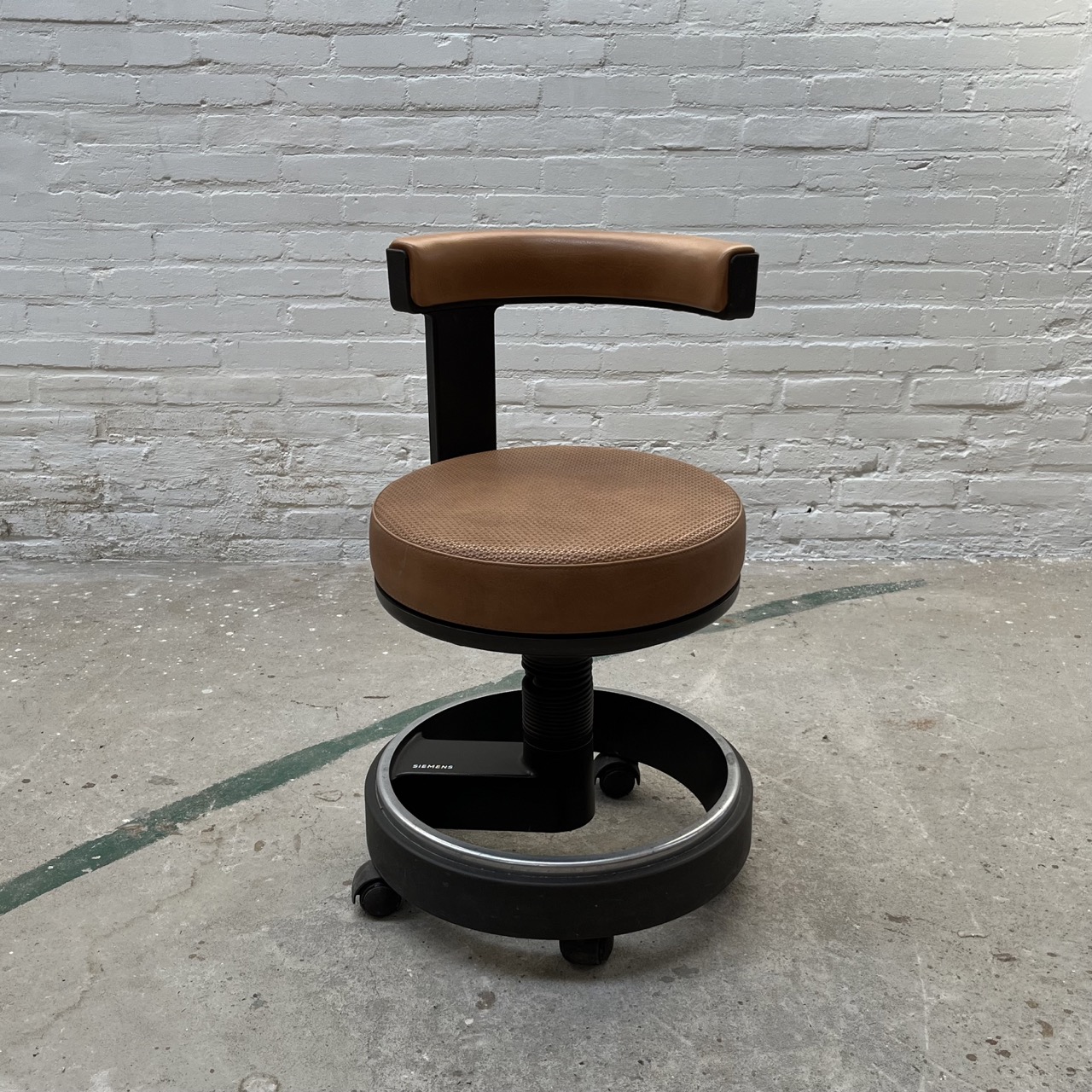 "Sirona S" Stool