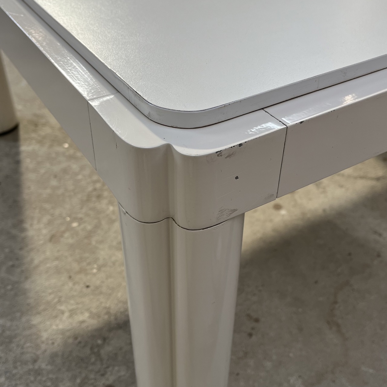 "100" Coffee Table "100" Coffee Table