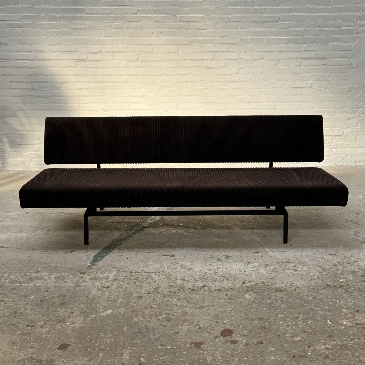 "BR03" Sofa 