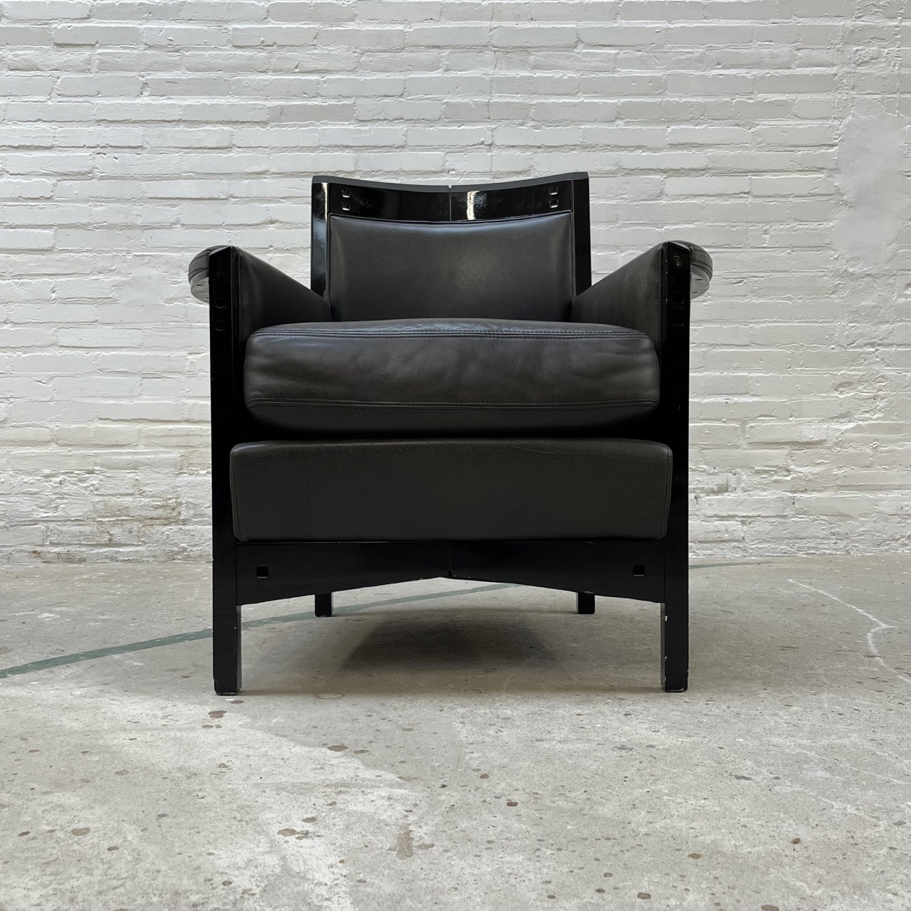 "Peggy" Easy Chair "Peggy" Easy Chair