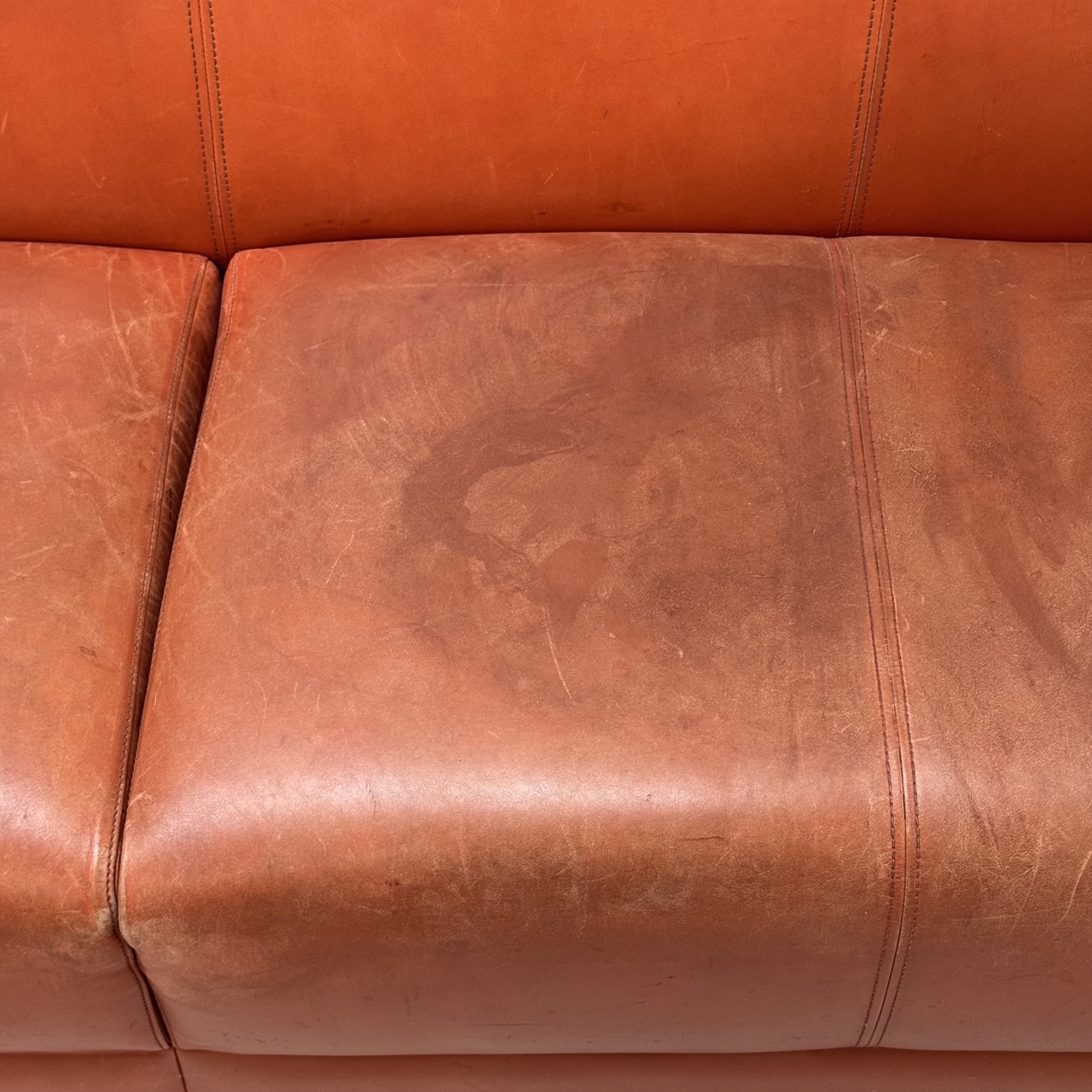 'Morris' Vintage Sofa 'Morris' Vintage Sofa