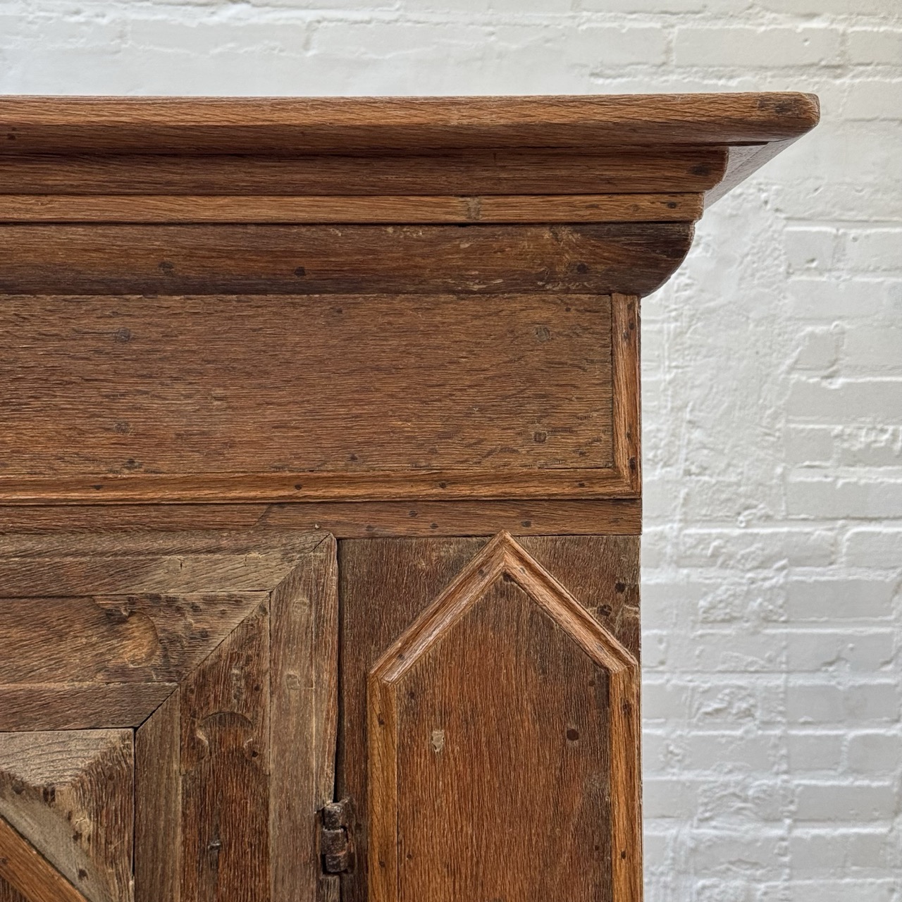 Antique Cabinet '1723'