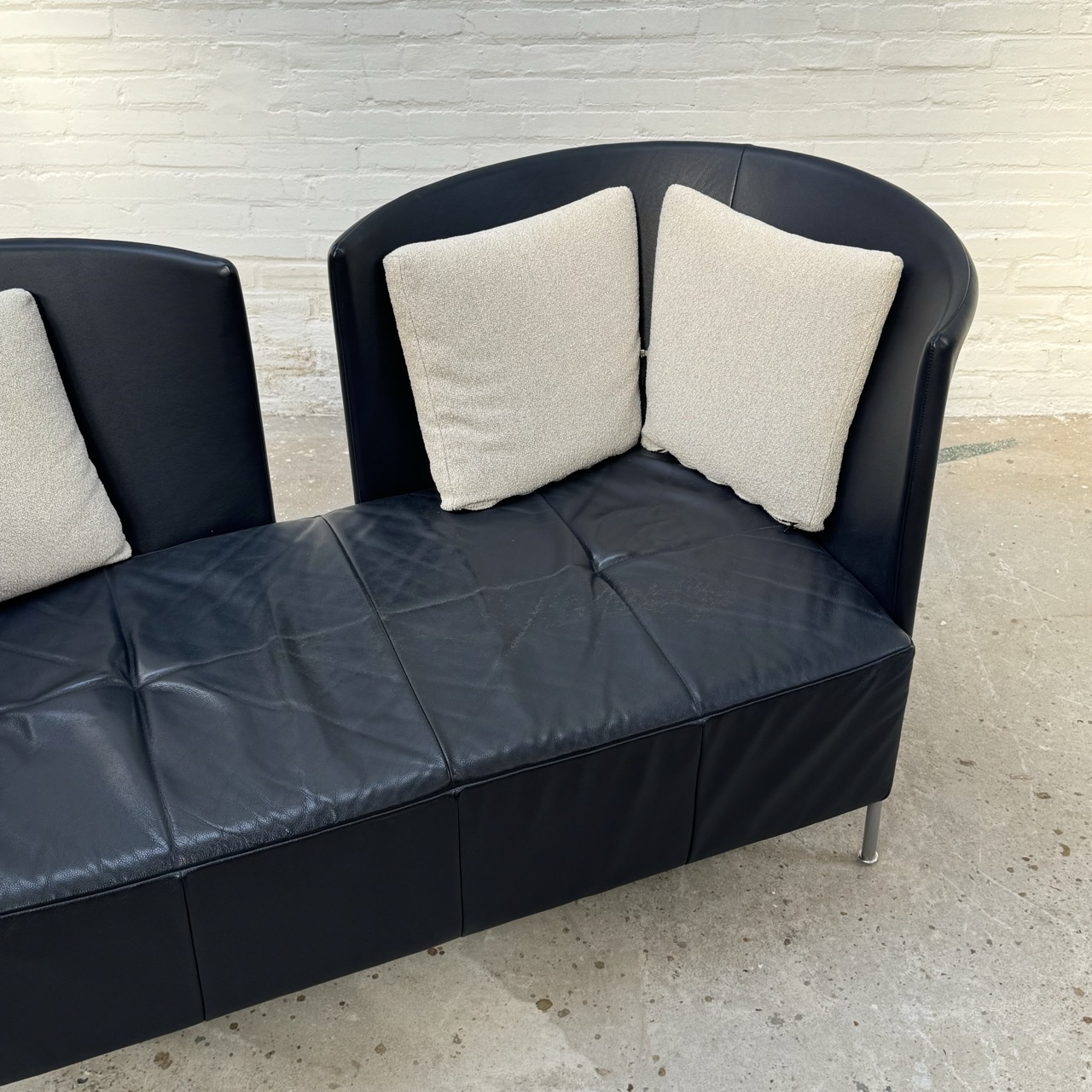 "Scene" Sofa Set "Scene" Sofa Set