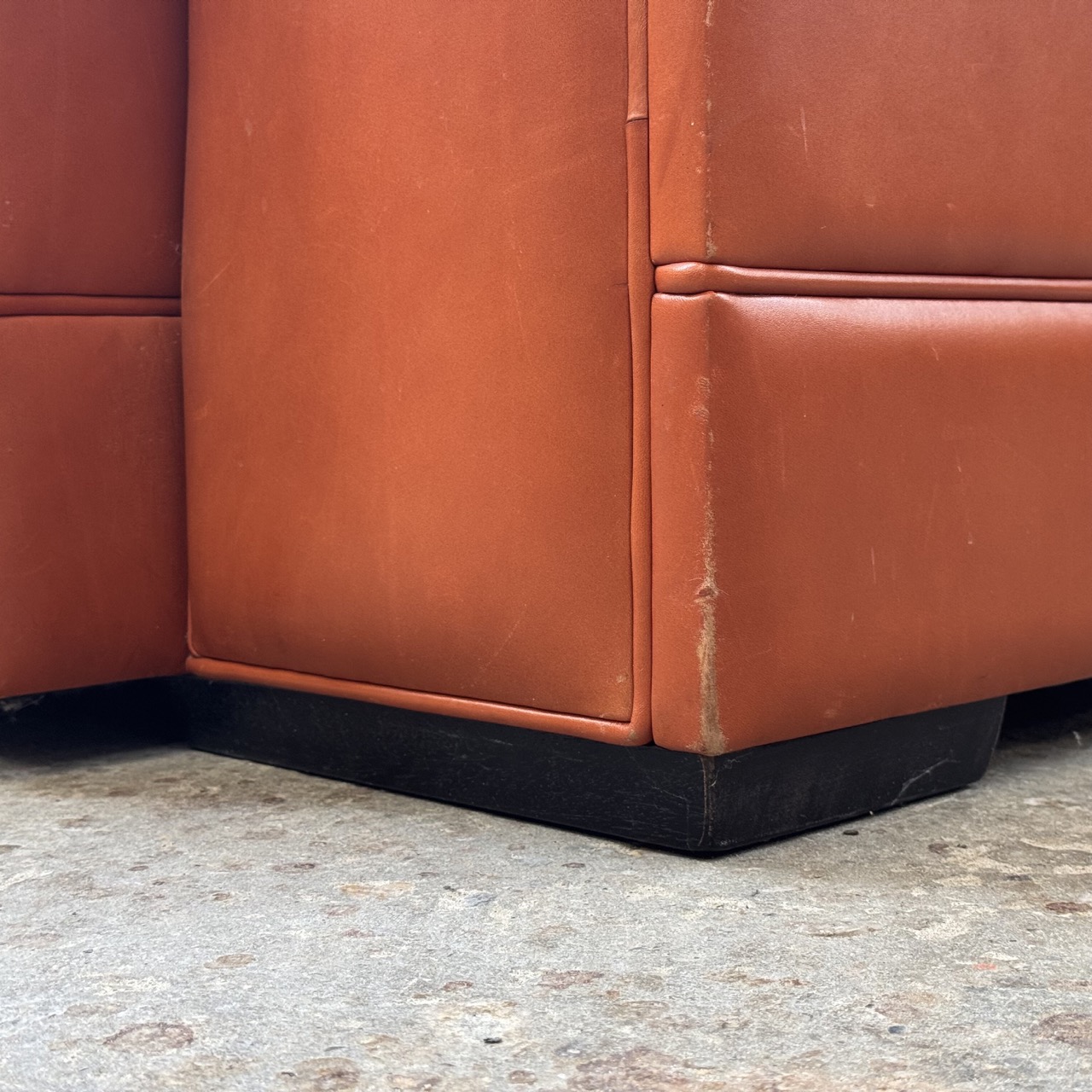 'Morris' Vintage Sofa 'Morris' Vintage Sofa