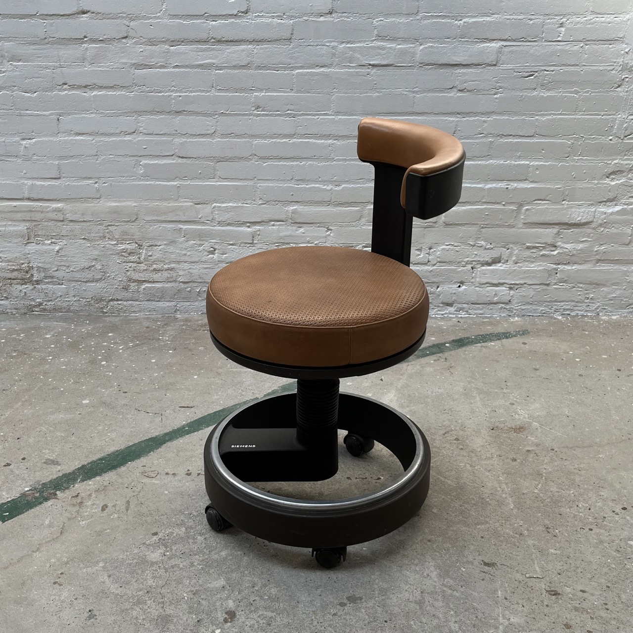 "Sirona S" Stool