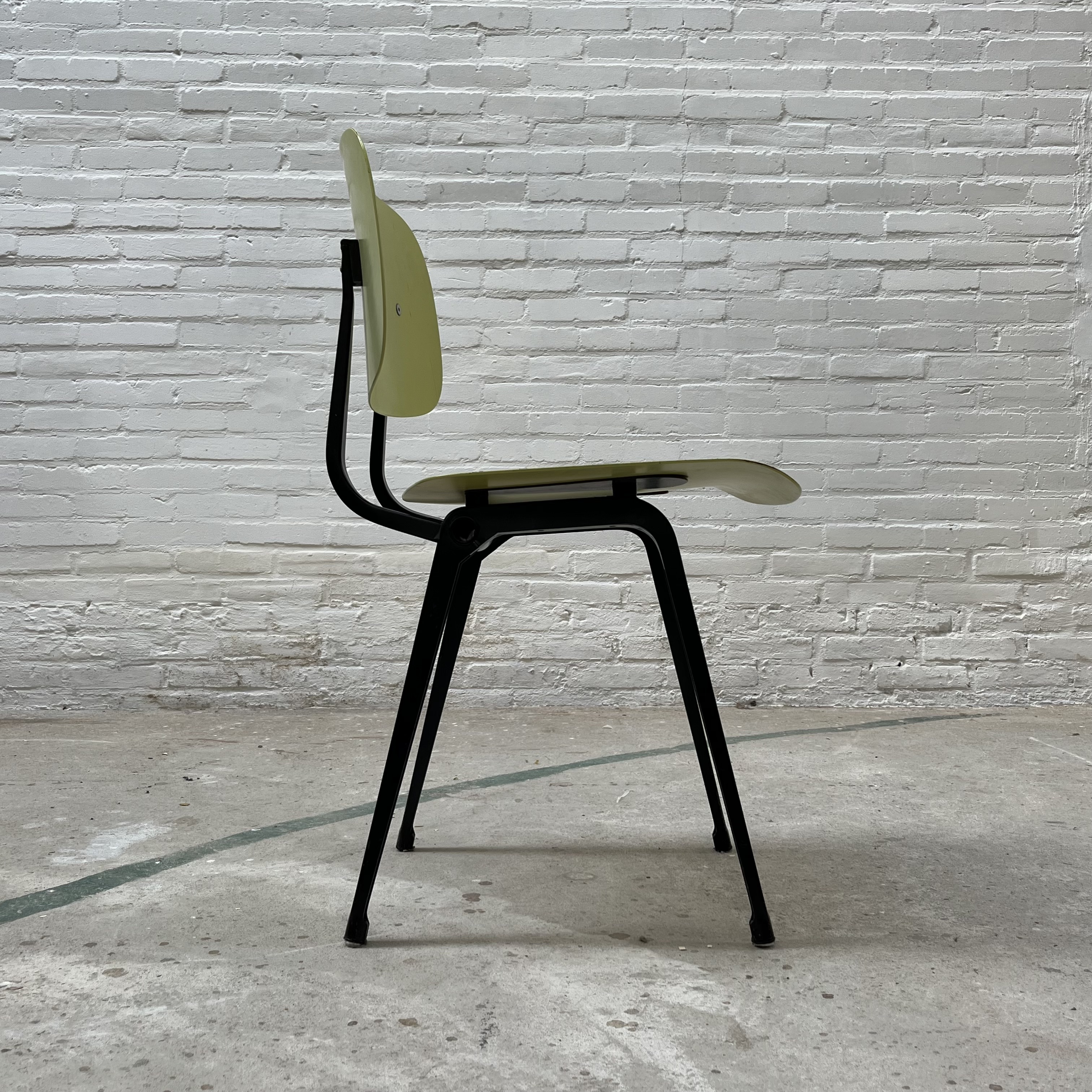 Vintage Chair "Revolt"