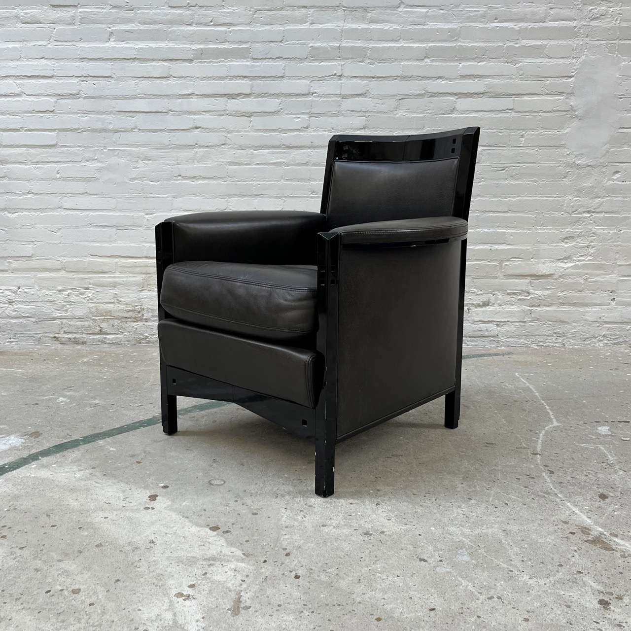 "Peggy" Easy Chair "Peggy" Easy Chair