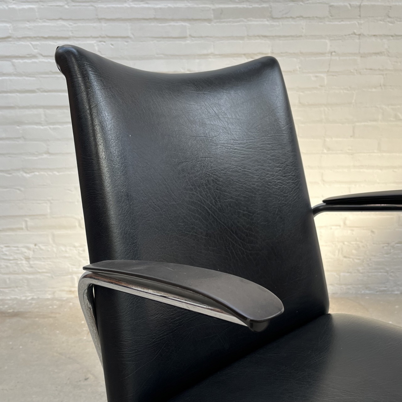 "4014" Arm Chair