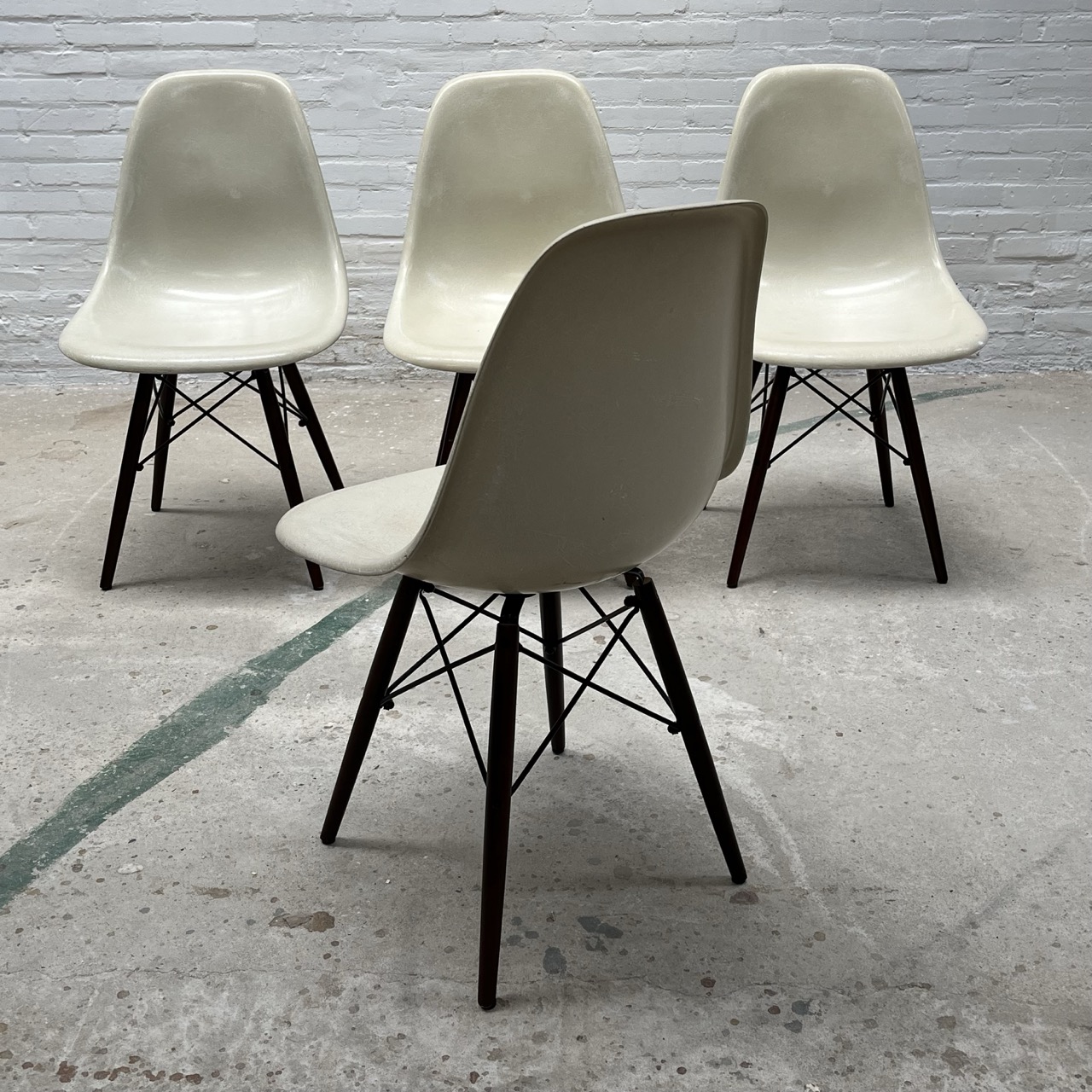 Vintage Chairs "DSW"